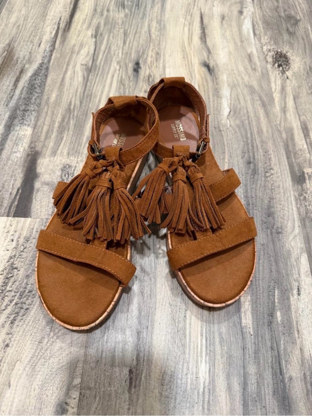 Mossimo brown fringe boho sandals size 7 women’s worn once
